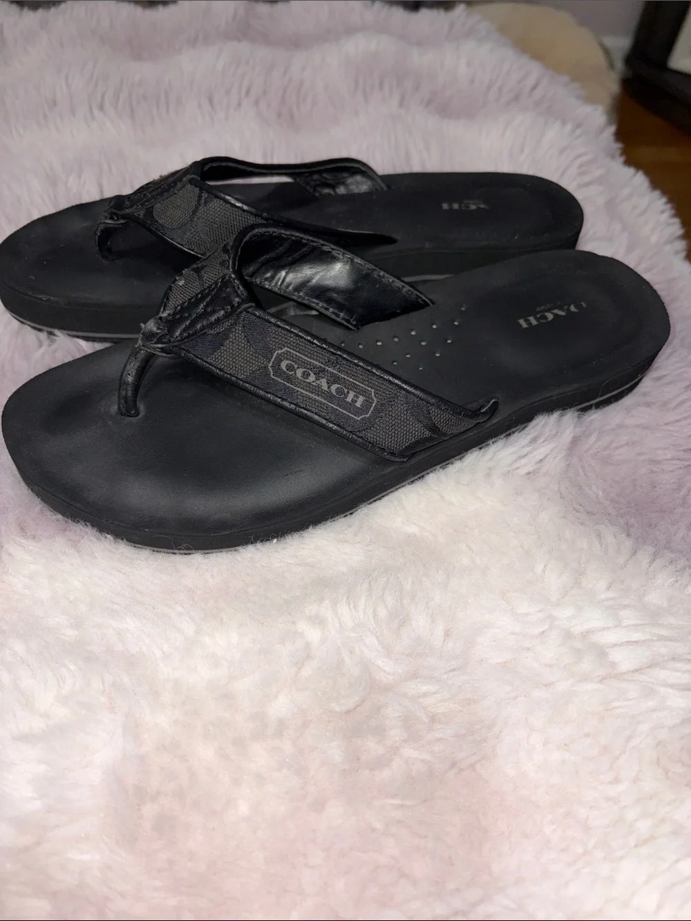 🖤 COACH PRE-LOVED FLIP FLOPS SIZE 7.5 🖤